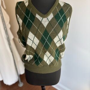 1970’s Argyle V-Neck Sweater - Green and White